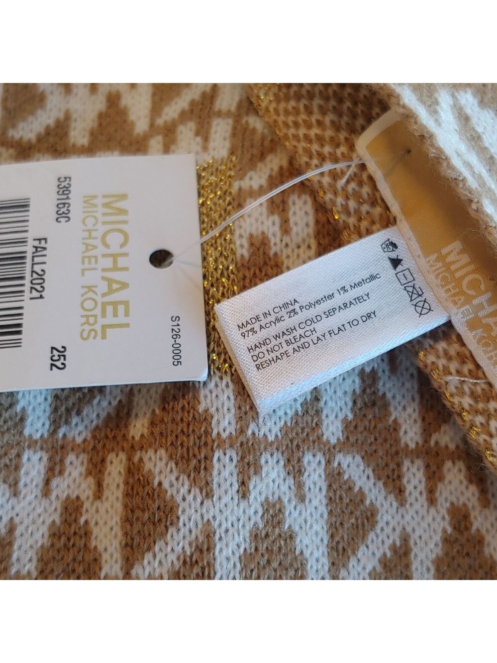 Michael Kors Signature Women's Knit Scarf in Tan & Cream Metallic Accents NWT - Picture 8 of 13